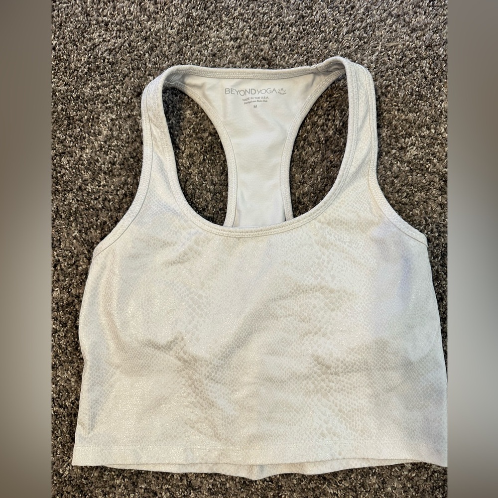 Beyond Yoga Viper First Class Iridescent foiled finish